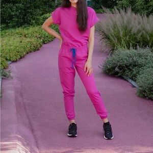 🎀Garde Malade🎀 sainte Justine pink limited edition scrubs pants